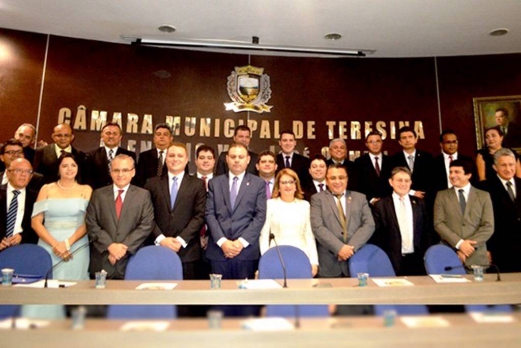 16 vereadores de Teresina conseguiram se reeleger para o próximo mandato